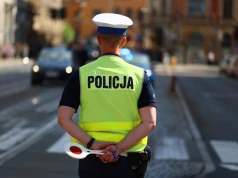 Mandat za uchwyt na telefon. Kara może wynieść 3000 zł