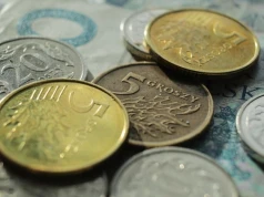 Niemal 2 tys. zł miesięcznie z ZUS. Nie trzeba mieć stażu pracy, ale trzeba spełnić warunki