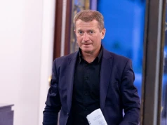 Wiceminister zarabiał na mikrokawalerkach. Teraz pisze o nich ustawę