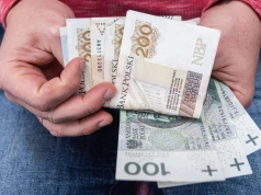 Tyle trzeba zarabiać, by zaliczać się do klasy średniej w 2026 roku. Niewielu Polaków przekracza te kwoty