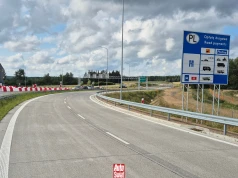 Dwupasmowa droga od granicy z Białorusią. Połączyła się z S19