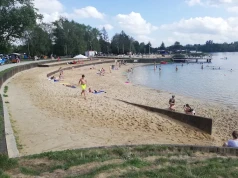 Zamieszanie wokół psów na miejskich kąpiliskach. Tablice wprowadzają w błąd?