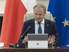 Bojówki PiS-u atakują Ukraińców. Tusk: Bandyci nie mogą dyktować zasad na polskich ulicach