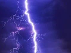 Po upałach czas na burze. Poleje, zagrzmi i mocno powieje