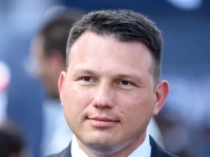 „Prędzej mi ręka uschnie, niż poprę kolejne programy socjalne”. Mentzen nie przebier…