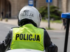 Policjanci kontrolują kierowców w ramach akcji SPEED