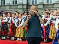 Wystąpił dla prezydenta. Europoseł KO wziął w obronę znanego rapera