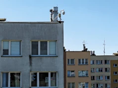 Kamery na wieżowcach. Czy dostrzegą wszystko co trzeba?