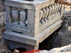 Remont Nowego Zjazdu odsłonił fragment dawnej Warszawy