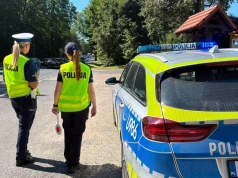 Na drogach powiatu więcej patroli. Policja apeluje o rozsądek za kierownicą