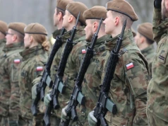 Stała pensja za czekanie pod telefonem? Tak PiS chce przyciągnąć rezerwistów