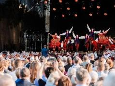 Szałowe dożynki w Orońsku. Zagrały Guzowianki i legendarne Mazowsze