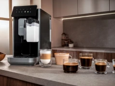 Cecotec Cremmaet Lungo Latte – kompaktowy ekspres do kawy o szerokości 18 cm
