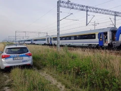 Pociąg nie miał szans się zatrzymać. 65-latek na torach