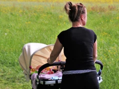 Obcy ciągle mylą płeć jej syna. "Coraz bardziej mnie to denerwuje"