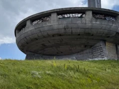 Buzłudża. Siedem żyć betonowego UFO
