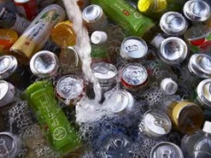 Nie tylko alkohol. Lekarz zdradza, co najbardziej rujnuje wątrobę
