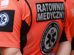 Nastolatka spadła z dachu kamienicy. Groźne zdarzenie w Ciechanowie