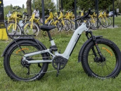 Himiway D5 2.0 ST – test. Waży 42 kg, ale dziurawe drogi przestają przeszkadzać