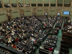 Szczekanie w Sejmie. "Czegoś takiego jeszcze nie widziałem"