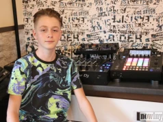 Młody DJ debiutuje z pierwszym singlem. Wystąpił w „Mam talent”, teraz sam realizuje marzenia