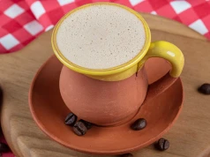 Wygląda jak latte, lecz nie zawiera kofeiny. Turecki napój zaskakuje już po pierwszym łyku