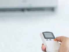 Nie wylewaj wody z klimatyzacji. Eksperci radzą, jak ją wykorzystać