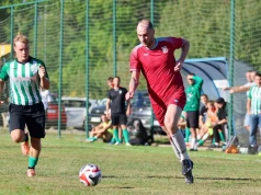 Rafał Adamek razy pięć i lider gromi Iskrę | ZDJĘCIA