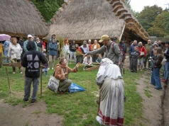 Niedziela z Lnem. Dawne tradycje ożyły w lubelskim skansenie