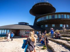Ikona górskiego modernizmu czekała na to wiele lat. Nadchodzi wielka inwestycja na Śnieżce