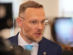 Dziennikarze przyłapali Boguckiego w Sejmie. Wyszedł z gabinetu Hołowni. "Miło upłynął czas"