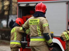 Pożar na Śląsku. Ogień pojawił się na złomowisku samochodów