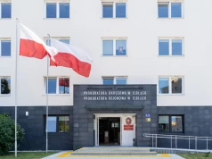 Dentysta z 45 zarzutami. Miał rozliczać zabiegi, których nie było