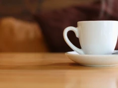 Pijesz gorącą kawę? Badacze ostrzegają przed poważnymi konsekwencjami