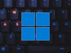 Windows 11 znowu pozwala przenieść pasek zadań na boki ekranu