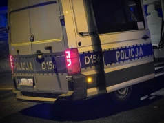 Śmiertelne potrącenie pieszego w Rogoźniczce. Droga była całkowicie zablokowana