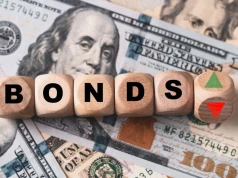 Rentowność 10-letnich obligacji USA na progu 5% – globalna wyprzedaż obligacji przed decyzją Fed