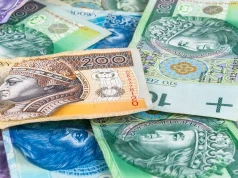 ZUS chwali kondycję FUS. Jak działają dopłaty do emerytur obywateli Ukrainy?