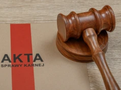 Pięciu oskarżonych w sprawie fikcyjnych e-sklepów