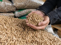 Pellet po 5 tys. zł za tonę? Rząd szuka ratunku przed zimą