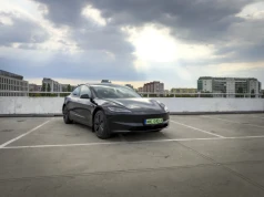 Model 3 RWD za 174 990 tys. zł. Czy najtańsza Tesla to dziś najlepszy elektryk za te pieniądze?