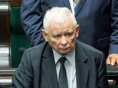 Paliwo po 9 zł? Kaczyński atakuje Tuska