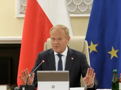 Najnowszy sondaż CBOS. Bezpieczna przewaga KO i historyczny spadek PiS