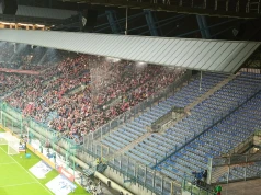 Kupili bilety, ale nie przyjechali. Kibice Jagiellonii zbojkotowali mecz z Wisłą Kraków