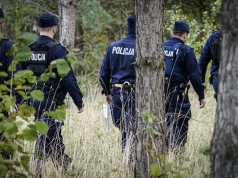Szczęśliwy finał wielogodzinnych poszukiwań 87-latki. Strażak zauważył ją między polami