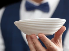 Restauracja doliczyła "obowiązkowy napiwek"? Prawo mówi jasno, co zrobić