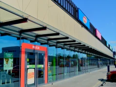 Nowy park handlowy rusza już w październiku. 30 sklepów i 750 miejsc parkingowych