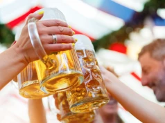 Ceny na Oktoberfest zwalają z nóg. Woda bywa droższa niż piwo