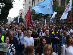 "Marsz Zwycięzców" idzie po władzę w Serbii. Kraj przed szansą olbrzymiej zmiany