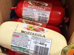 Powrót do PRL-u w Biedronce. Cena kusi, ale warto spojrzeć na skład